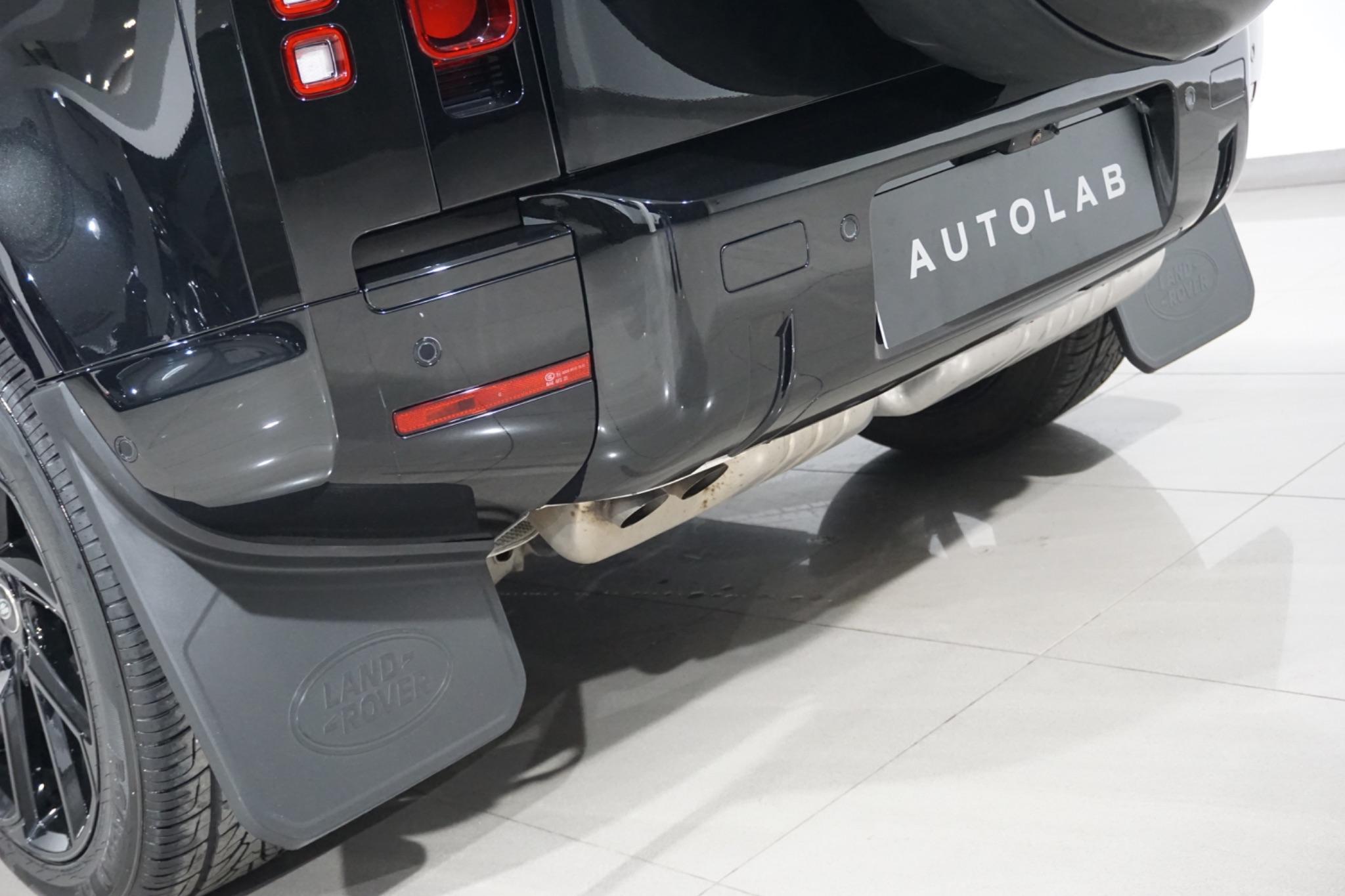 Land Rover Defender 110 3.0 D250 MHEV XS Edition Auto 4WD Euro 6 (s/s) 5dr